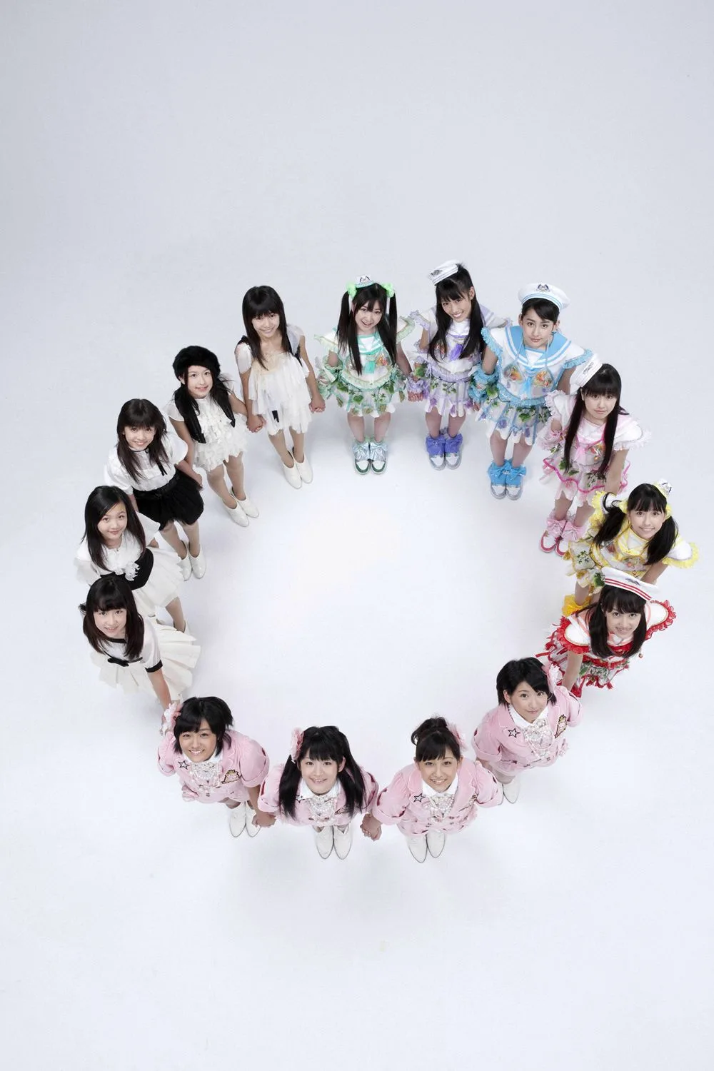 [YS Web] Vol.380 Album ảnh "ももいろクローバー スマイレージ" Phong cách của các cô gái Tokyo - 7